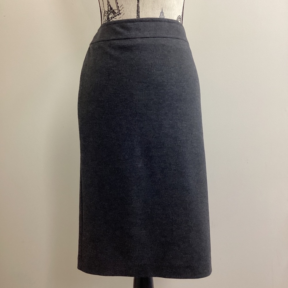Women’s Grey Wool-like Pencil ✏️  Cut Skirt below the knee